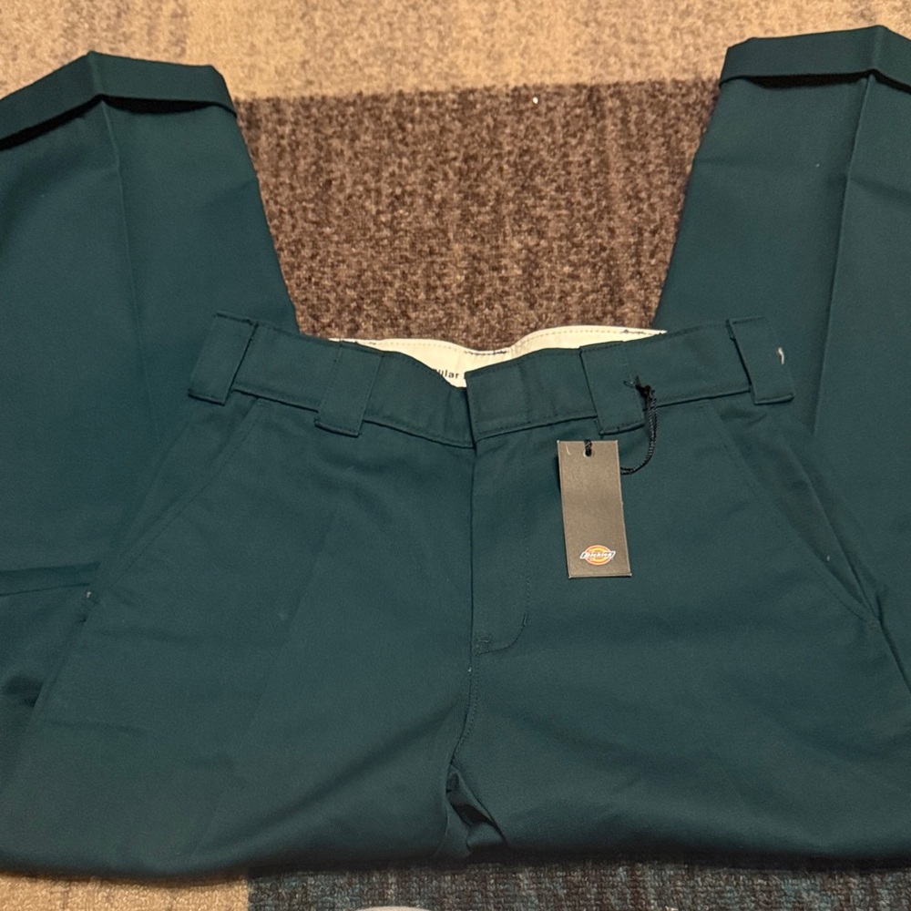 Dickies Men's Forest Green Regular Fit 30x27  Chinos